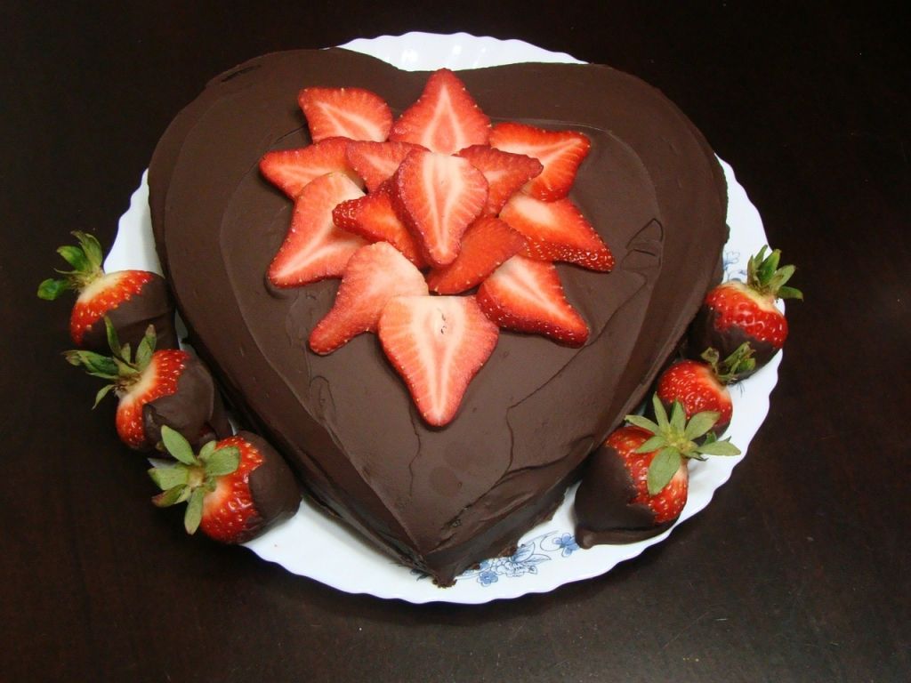  photo 880273-1280x960-chocolate-cake-yummie.jpg