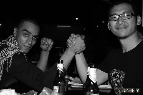 http://i599.photobucket.com/albums/tt74/yjunee/blogger/DSC_0117.jpg?t=1259859387