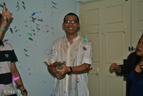http://i599.photobucket.com/albums/tt74/yjunee/blogger/DSC_0225.jpg?t=1258431341