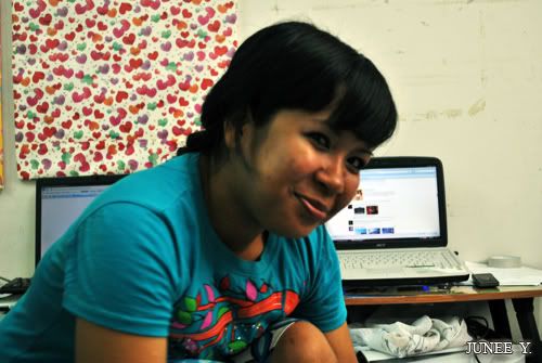 http://i599.photobucket.com/albums/tt74/yjunee/blogger/DSC_1128.jpg?t=1255618263