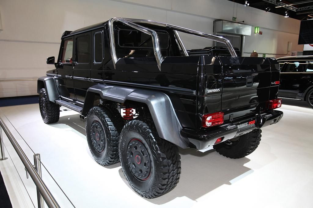 Brabus-B63S-700-rear-three-quarter_zps1d