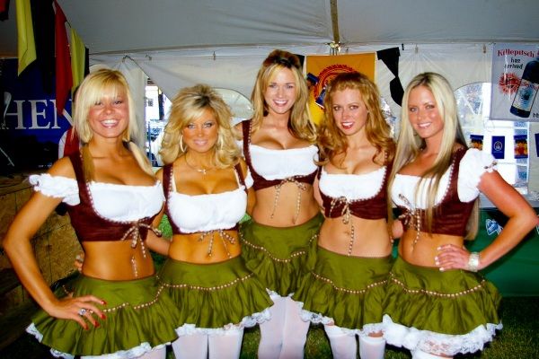 oktoberfest-babes-37_zps60801ff4.jpg