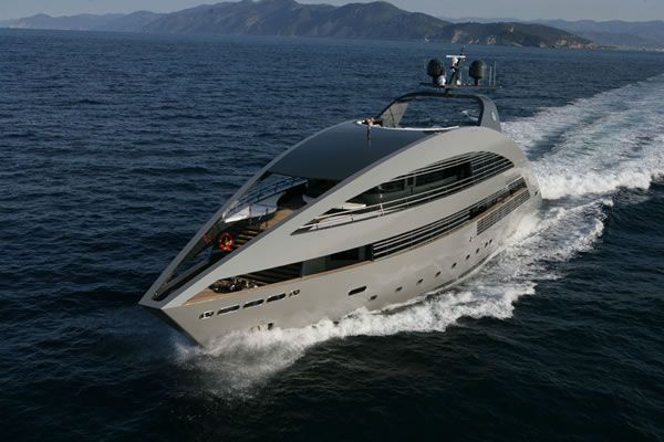 yacht2_zps63ef67c5.jpg