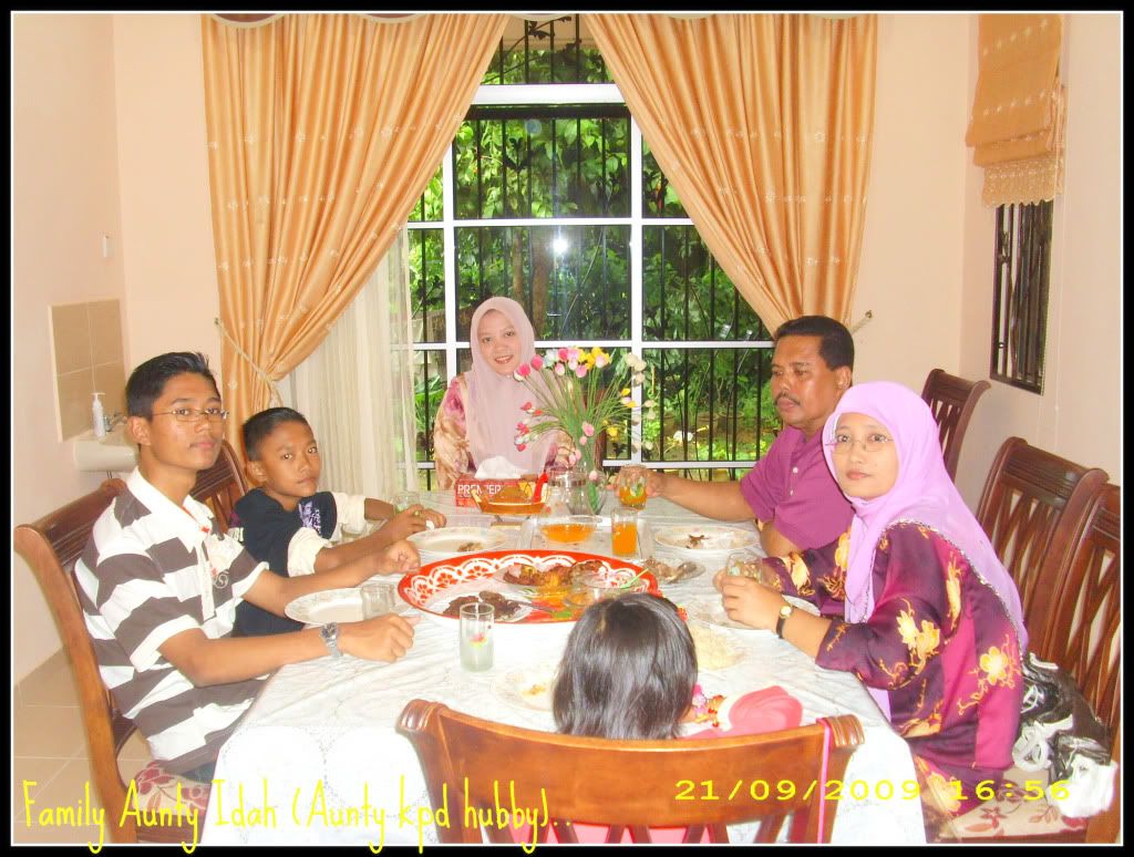 Family Aunty Idah